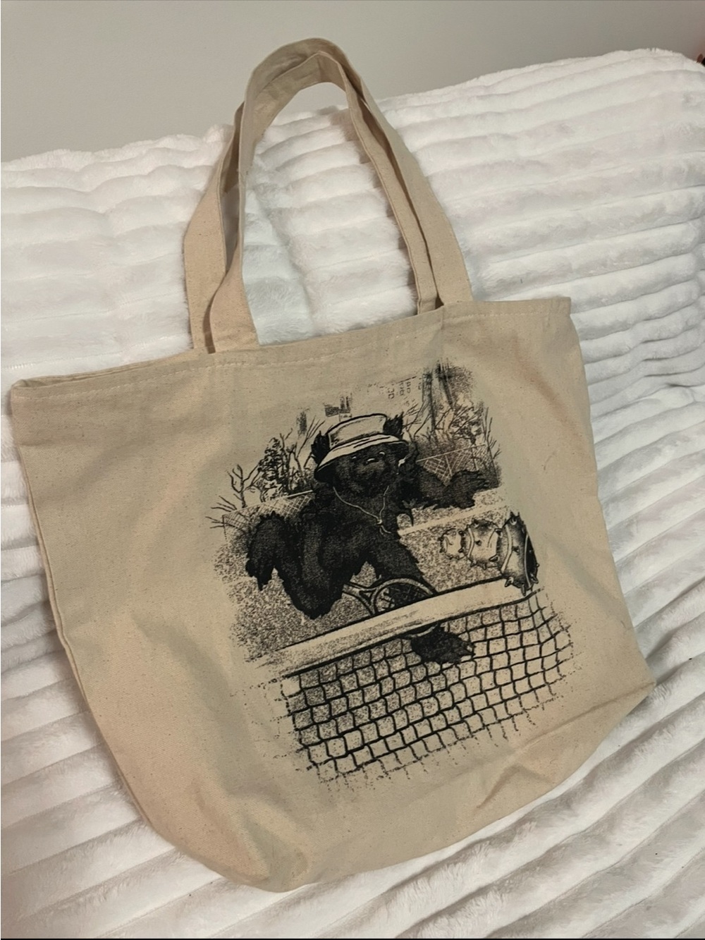Market Streetwear Canvas Tote Bag with Black Bear Print NEW